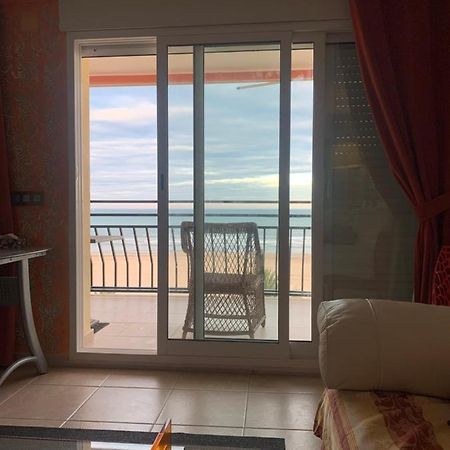 Magnificos Apartamentos Ondina En La Primera Linea De La Playa De Гандия Экстерьер фото